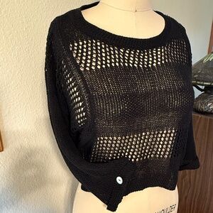 Kerisma Knit Black Cropped Shirt with Sea Shell Buttons Size Small